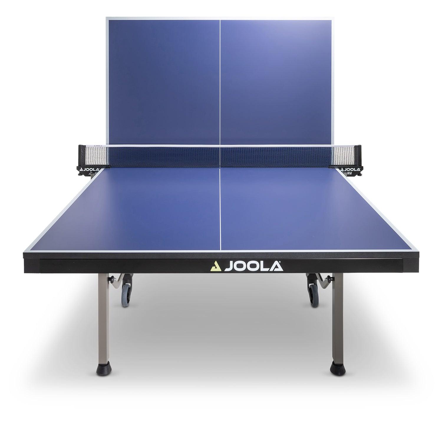 Focus on the edges of the JOOLA table tennis table ROLLOMAT PRO, showcasing precise craftsmanship.